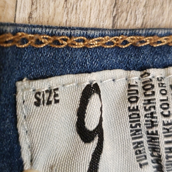 Blue Jean's crop - Picture 3 of 12